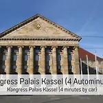 Appartement Wohlfuehloase In Kirchditmold - Inkl Parkplatz, Snacks & Getraenke - Fusslaeufig Zu Kongress Palais Cassel