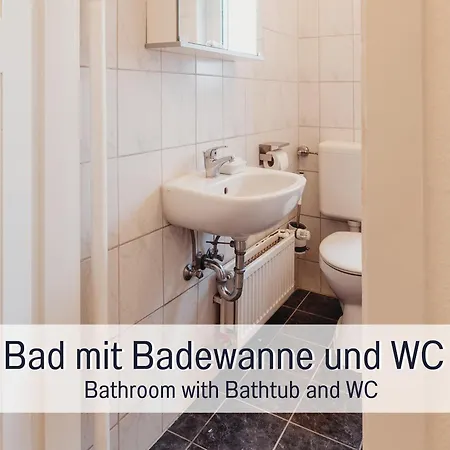 Wohlfuehloase In Kirchditmold - Ruhig Wohnen Mit Netflix, Top-anbindung Und Zwei Schlafzimmern - Perfekt Fuer Familien, Paare Und Entspannte Staedtetrips * Kassel