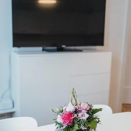 Wohlfühloase Kirchditmold: Netflix & Access Apartment *