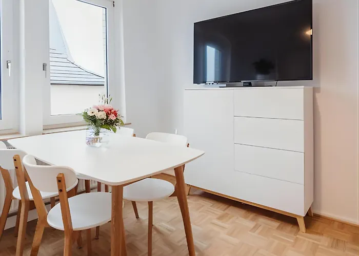 Wohlfühloase Kirchditmold: Netflix & Access Apartment *